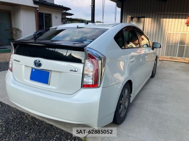 Toyota PRIUS 2012-04 7980690-4