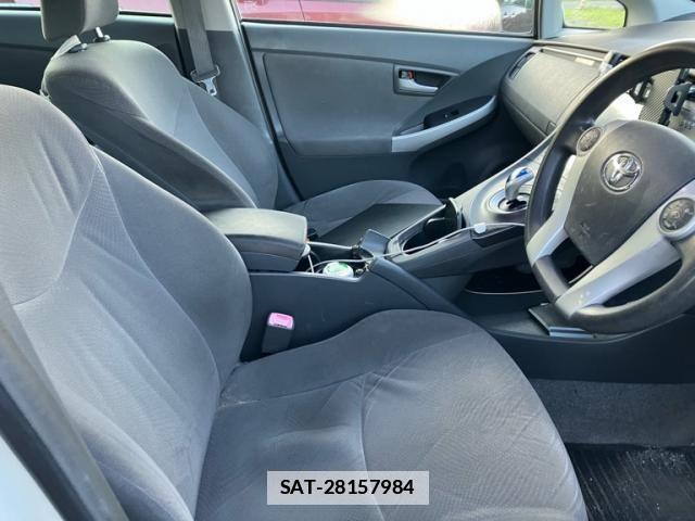 Toyota PRIUS 2010-08 7980688-15