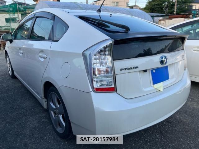 Toyota PRIUS 2010-08 7980688-5