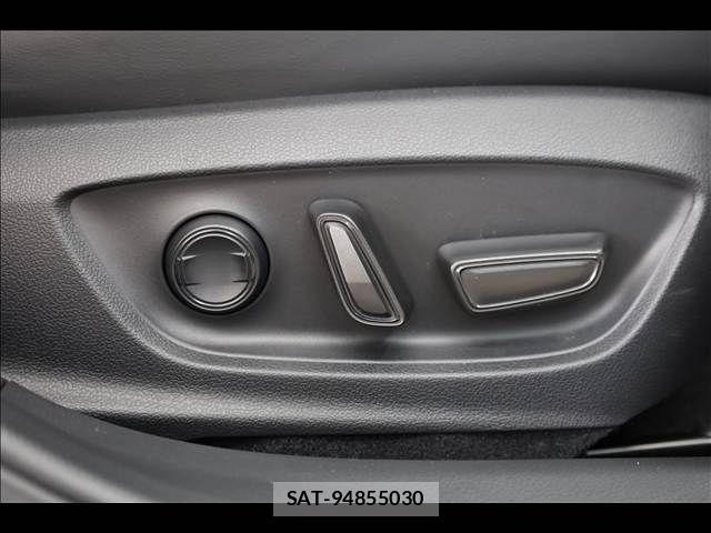 Toyota PRIUS 2023-03 7980617-16