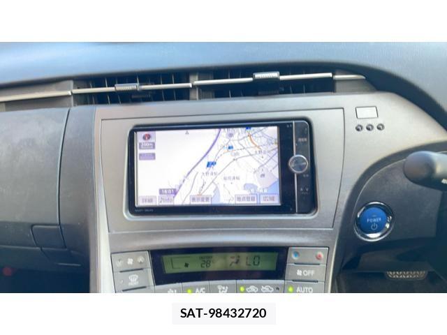 Toyota PRIUS 2012-07 7980693-9