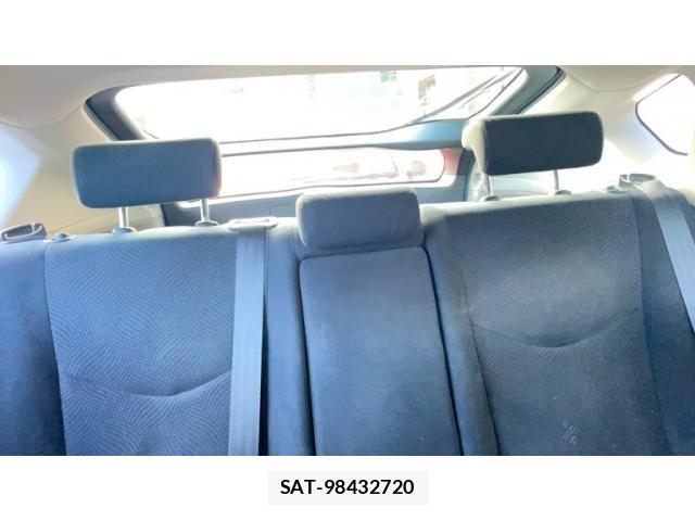 Toyota PRIUS 2012-07 7980693-14