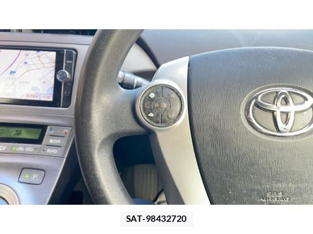 Toyota PRIUS 2012-07 7980693-7