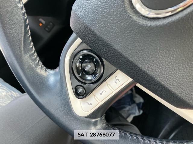 Toyota PRIUS 2016-04 7980658-13