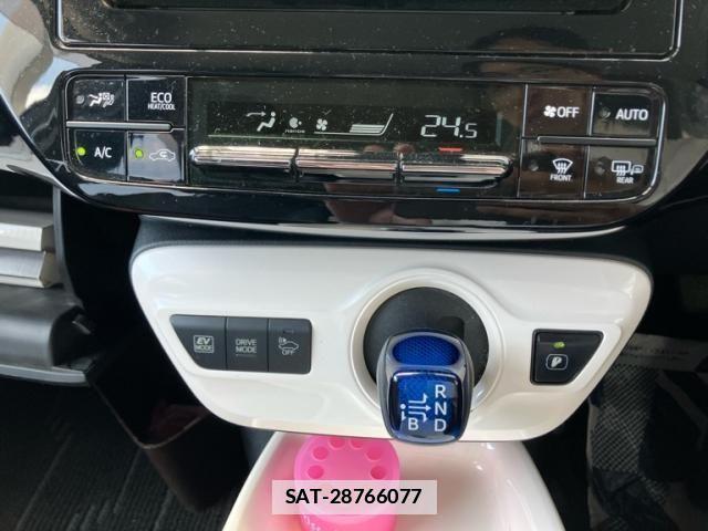 Toyota PRIUS 2016-04 7980658-19