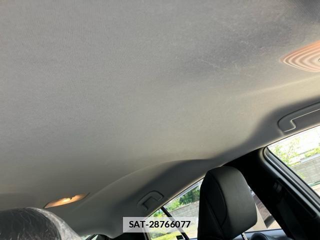 Toyota PRIUS 2016-04 7980658-26