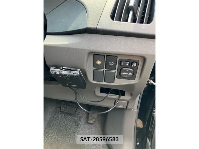 Toyota PRIUS 2009-10 7980677-7