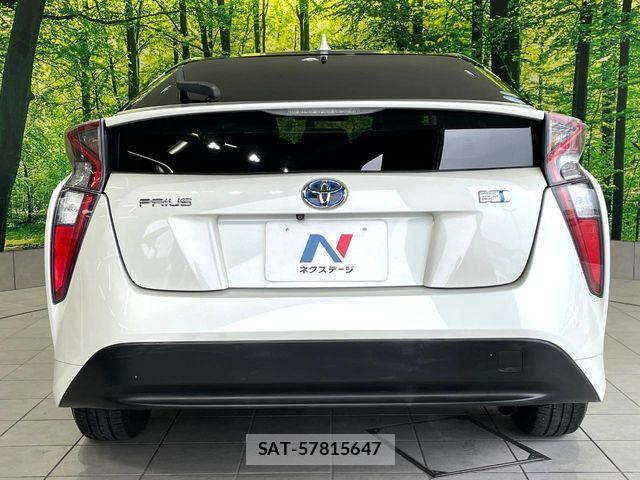 Toyota PRIUS 2017-06 7980643-15
