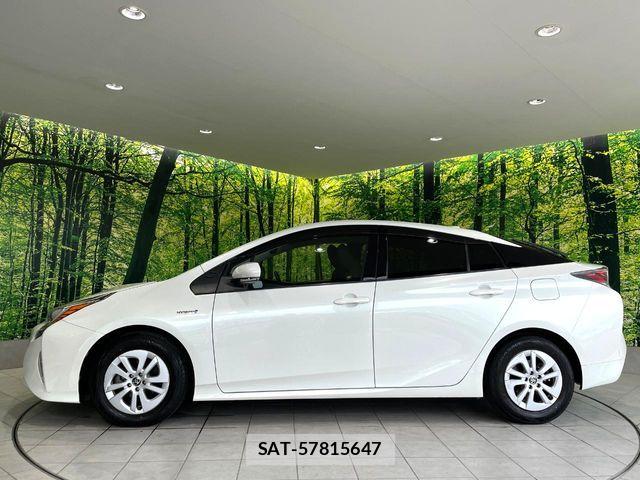 Toyota PRIUS 2017-06 7980643-17
