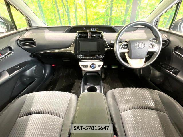 Toyota PRIUS 2017-06 7980643-1