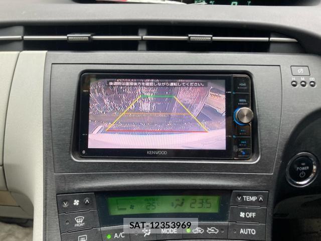 Toyota PRIUS 2009-12 7980696-19