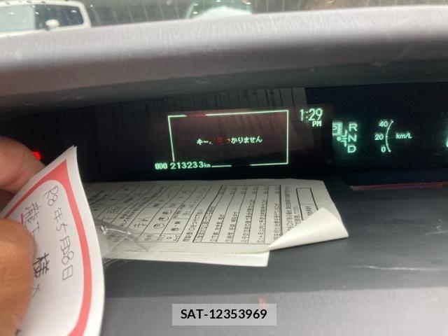Toyota PRIUS 2009-12 7980696-23