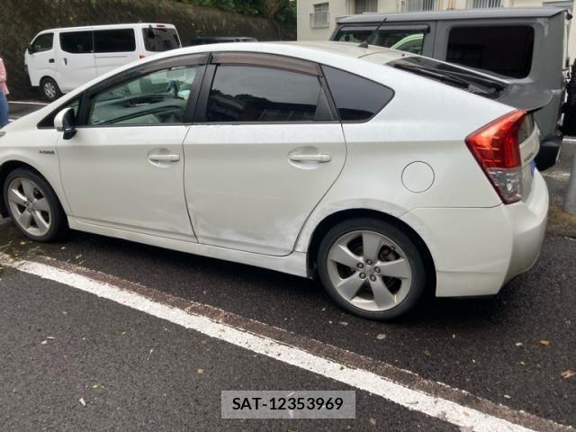 Toyota PRIUS 2009-12 7980696-3