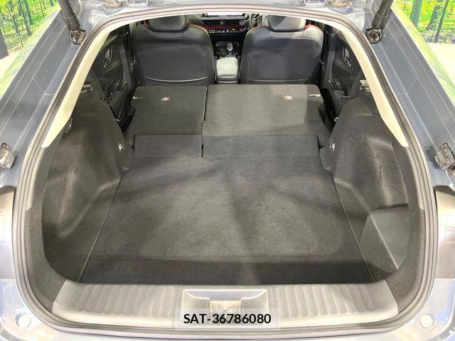 Toyota PRIUS 2023-03 7980615-10