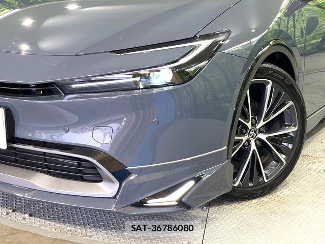 Toyota PRIUS 2023-03 7980615-12