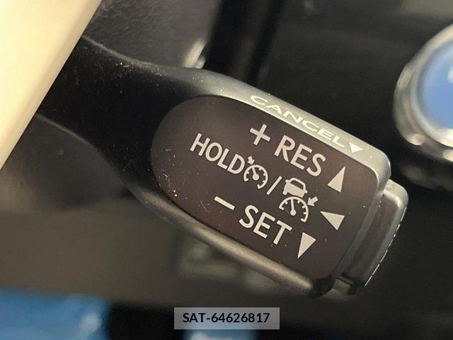 Toyota PRIUS 2017-08 7980644-6