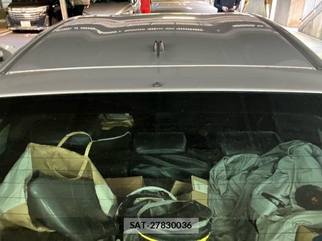 Toyota PRIUS 2013-08 7980689-11