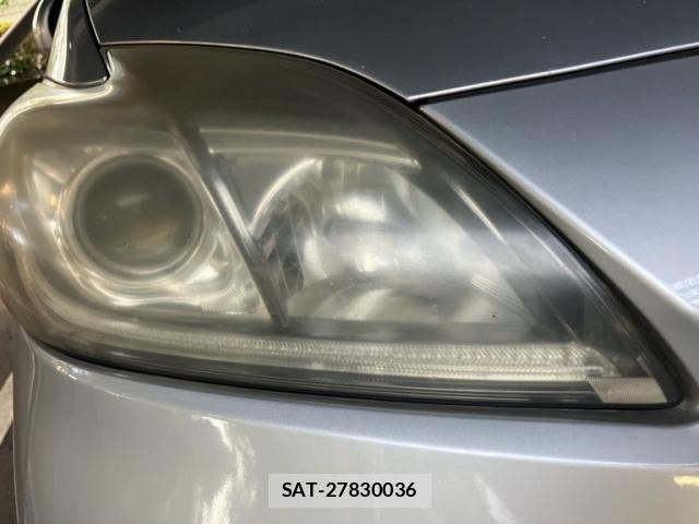 Toyota PRIUS 2013-08 7980689-3