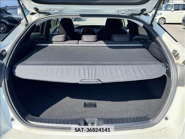 Toyota PRIUS 2016-02 7980636-11