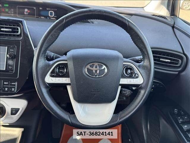 Toyota PRIUS 2016-02 7980636-12
