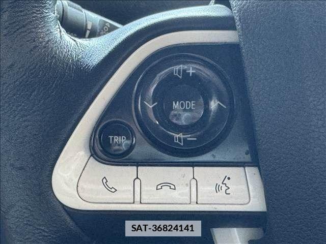 Toyota PRIUS 2016-02 7980636-13
