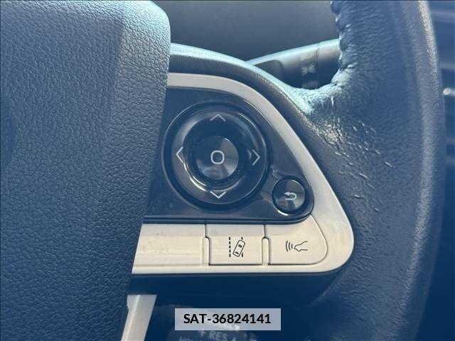 Toyota PRIUS 2016-02 7980636-14