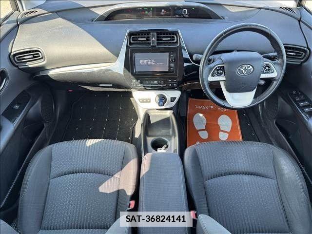 Toyota PRIUS 2016-02 7980636-1