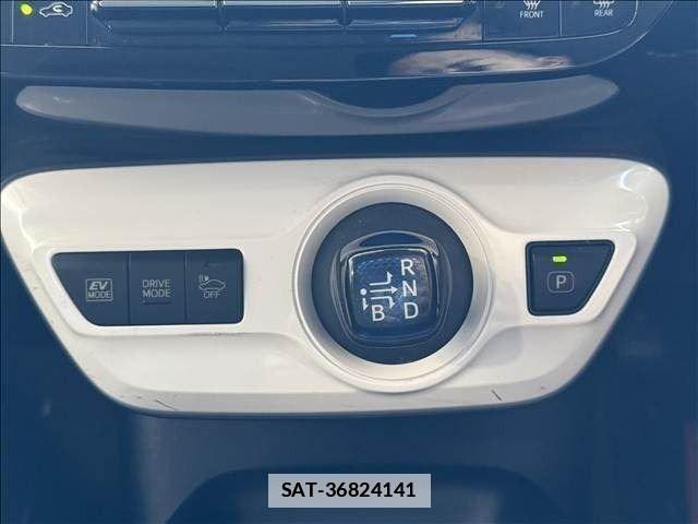 Toyota PRIUS 2016-02 7980636-22