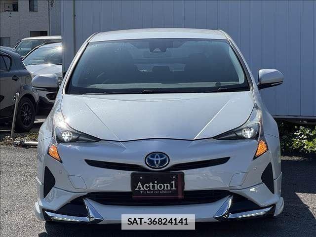 Toyota PRIUS 2016-02 7980636-2