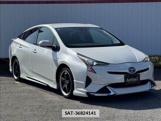 Toyota PRIUS 2016-02 7980636-6