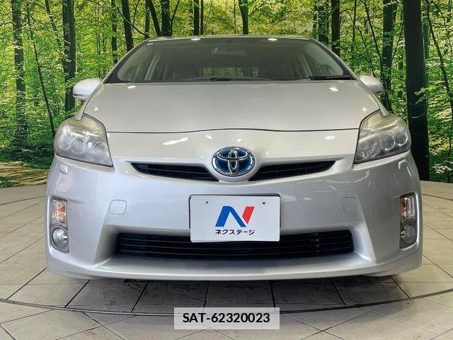 Toyota PRIUS 2011-01 7980675-13