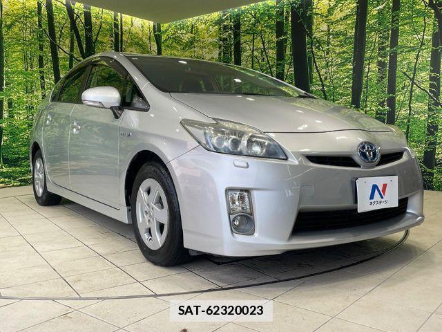 Toyota PRIUS 2011-01 7980675-15