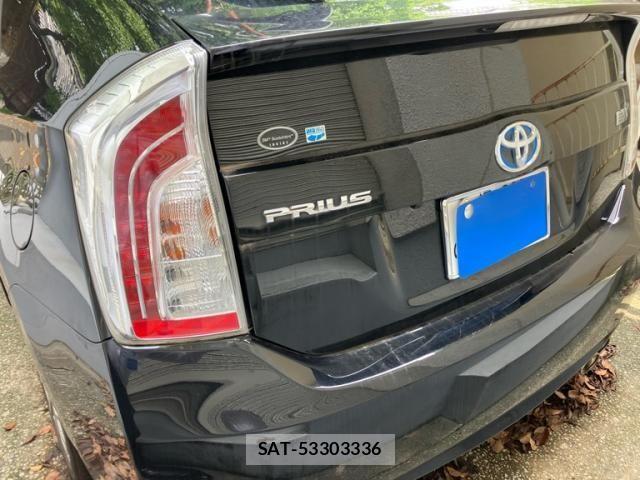 Toyota PRIUS 2013-03 7980685-3