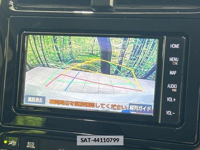 Toyota PRIUS 2020-04 7980625-3