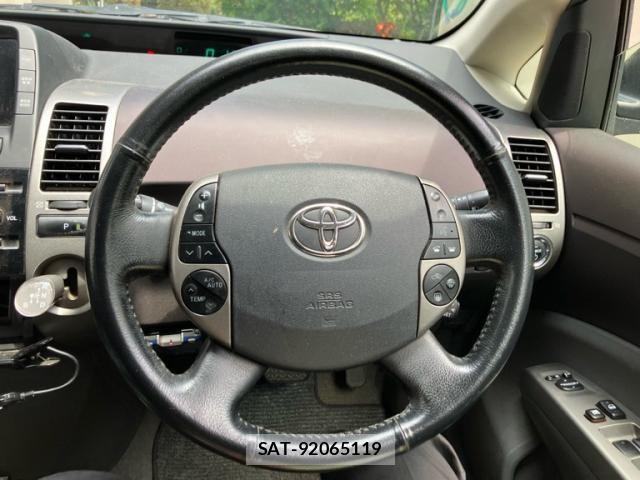 Toyota PRIUS 2004-05 7980691-14