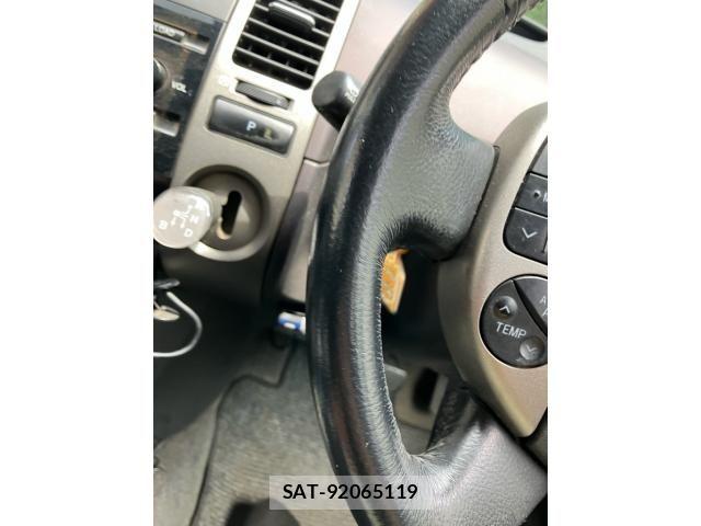 Toyota PRIUS 2004-05 7980691-19