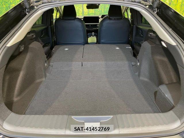 Toyota PRIUS 2025-04 7980616-9