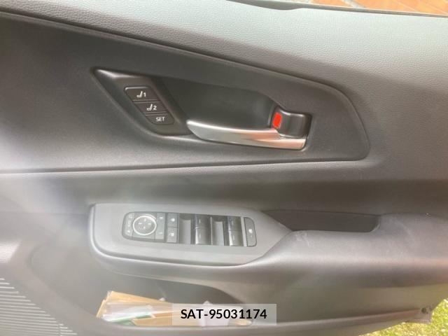 Toyota PRIUS 2024-02 7980623-16