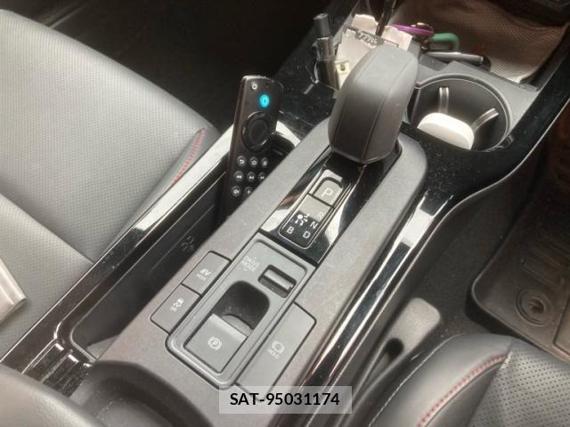 Toyota PRIUS 2024-02 7980623-20