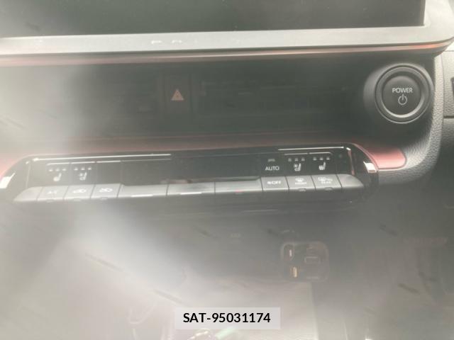 Toyota PRIUS 2024-02 7980623-22