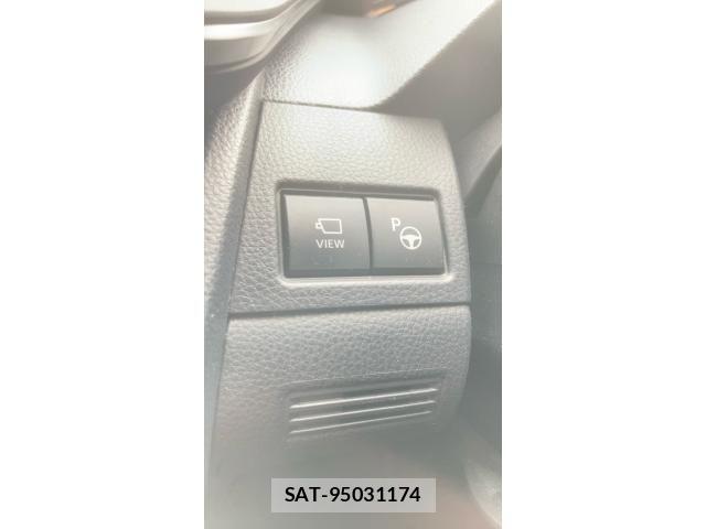 Toyota PRIUS 2024-02 7980623-27