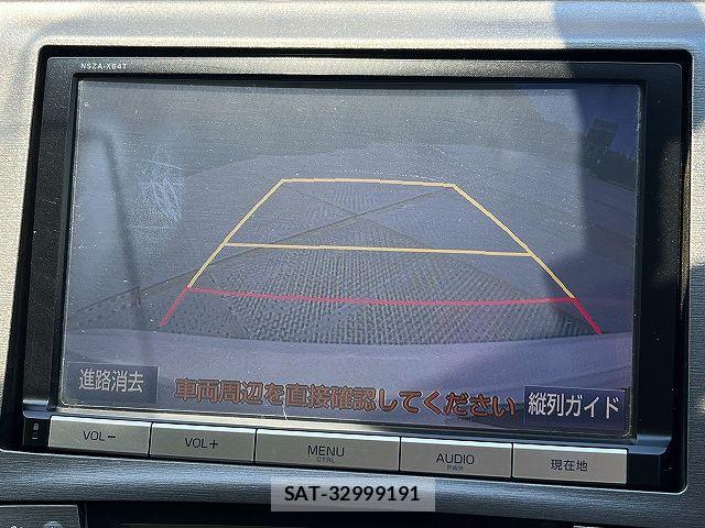 Toyota PRIUS 2015-01 7980650-5
