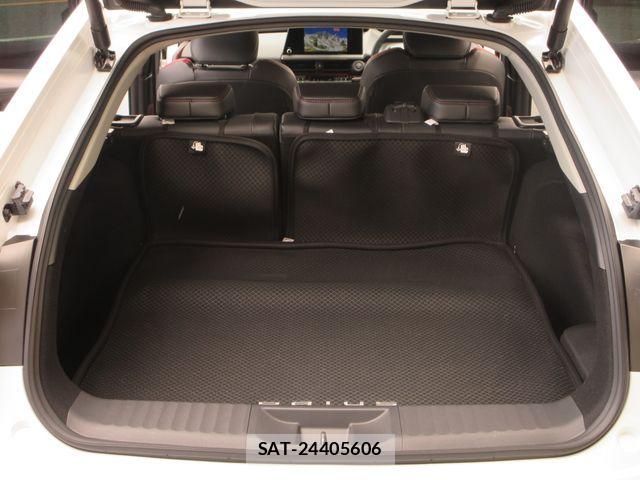 Toyota PRIUS 2023-10 7980619-10