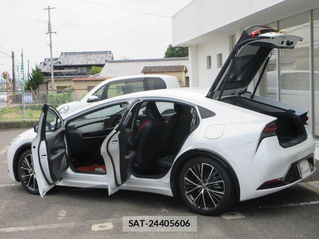 Toyota PRIUS 2023-10 7980619-5