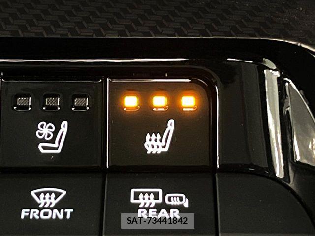 Toyota PRIUS 2023-09 7980610-7