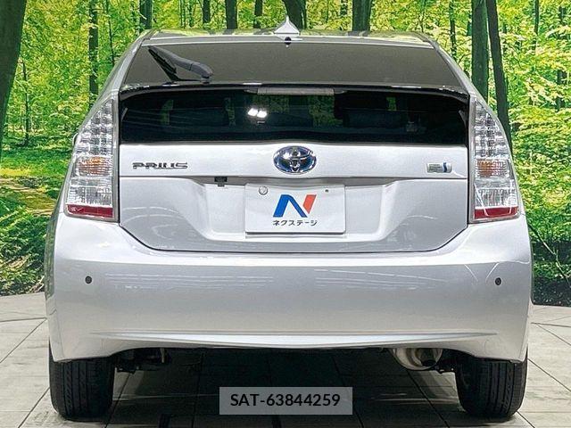 Toyota PRIUS 2011-01 7980665-14
