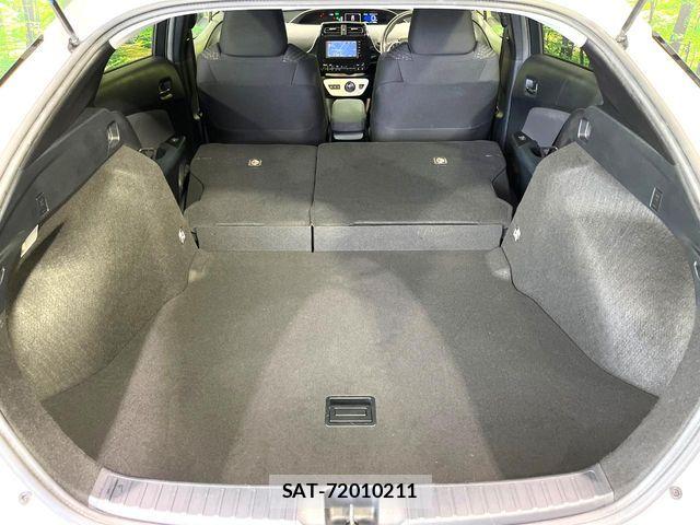 Toyota PRIUS 2016-05 7980634-9