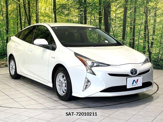 Toyota PRIUS 2016-05 7980634-15