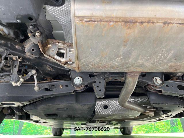 Toyota PRIUS 2017-09 7980647-18