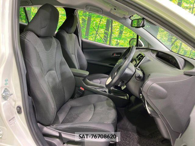 Toyota PRIUS 2017-09 7980647-7
